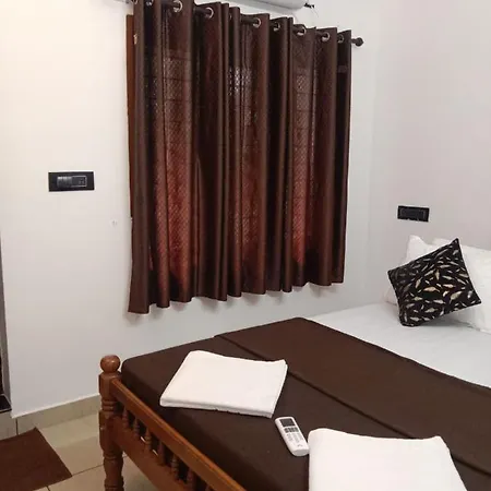 Kochi Bella Villa Exterior photo